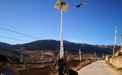 米林智慧路灯安装必备设计要素：打造高效智能的城市照明系统